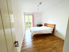 Bedroom 2, Queens Road